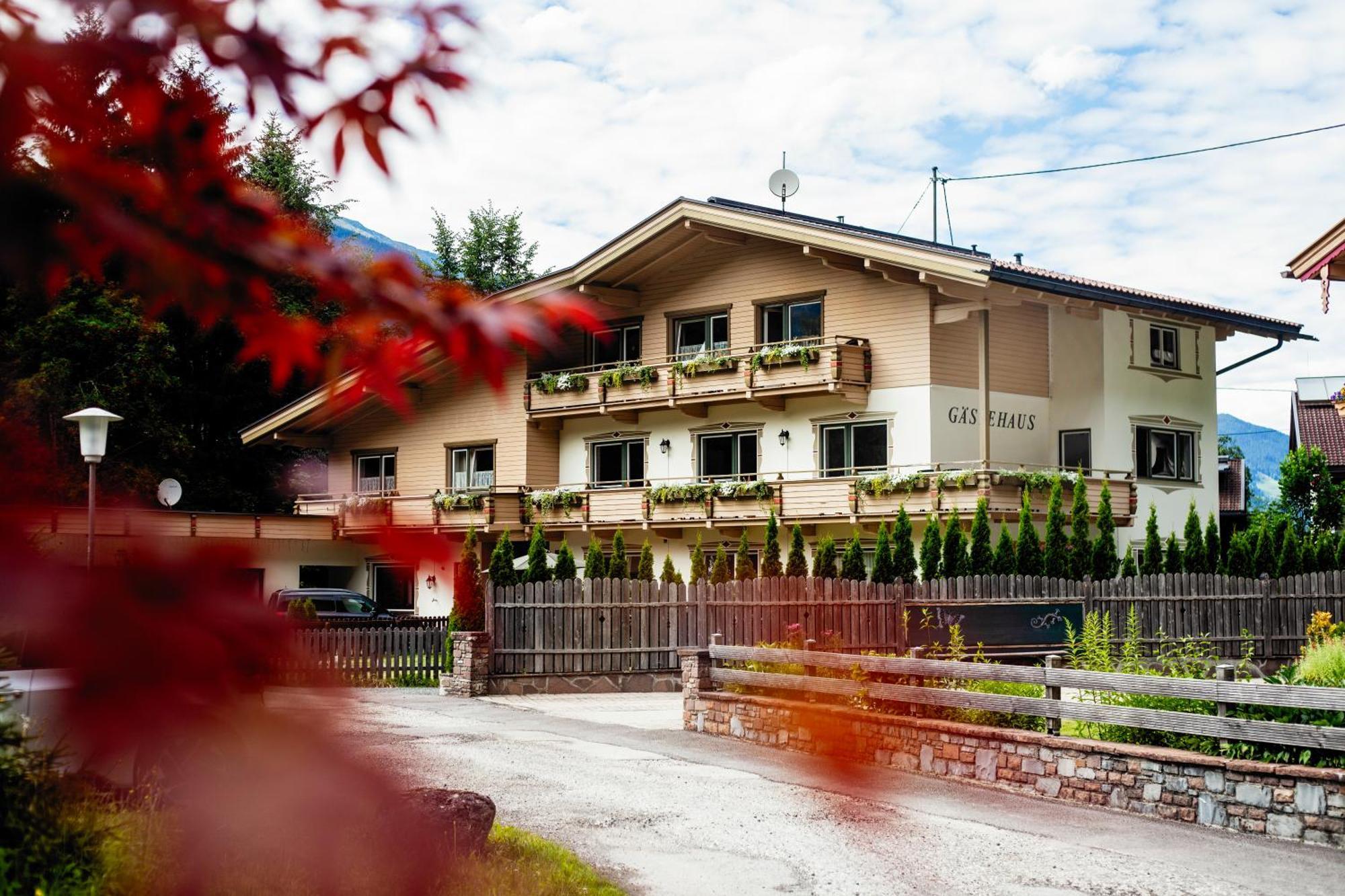 Pinetree Lodge Mayrhofen Exteriér fotografie